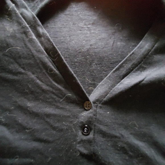 Lacoste top - Picture 4 of 5